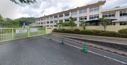 広島市立三入東小学校の画像