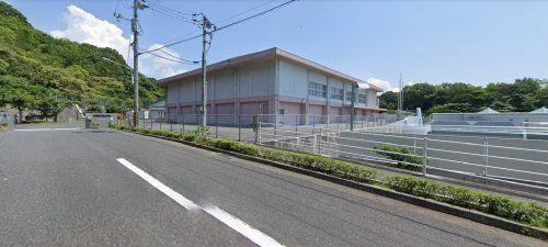 広島市立早稲田中学校の画像