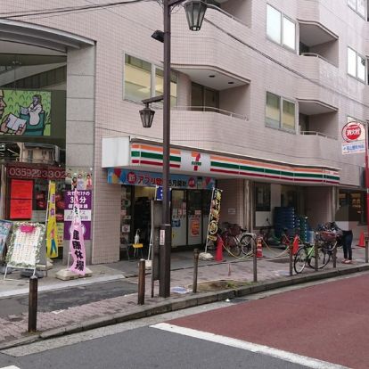 セブンイレブン 高島平駅前店の画像