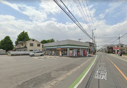 ファミリーマート 伊奈本町店の画像