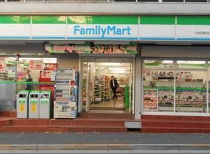 ファミリーマート田町店の画像