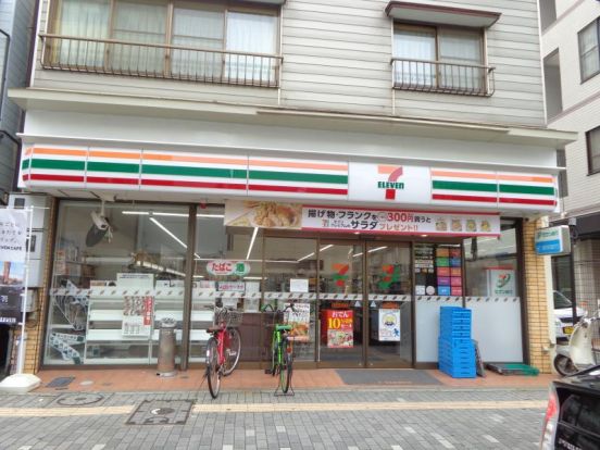 セブンイレブン 博多奈良屋店の画像