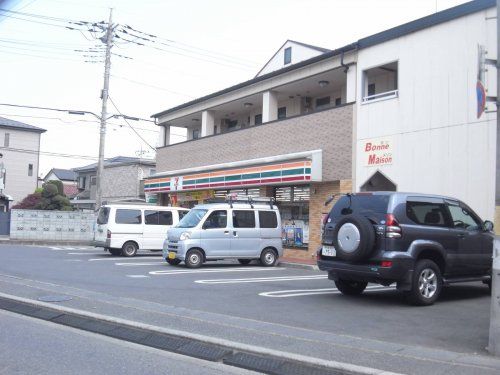 セブンイレブン 領家店の画像