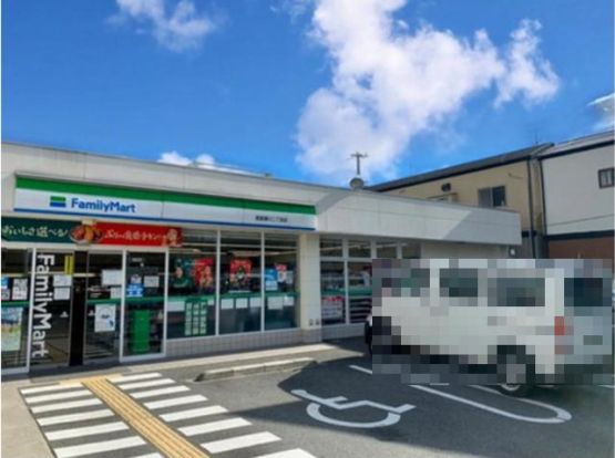 ファミリーマート箕面瀬川二丁目店の画像