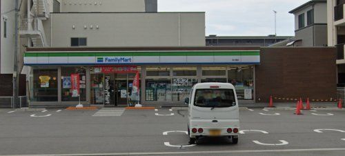 ファミリーマート 楽々園店の画像