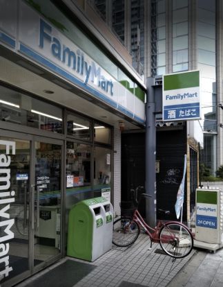 ファミリーマート 北堀江一丁目店の画像