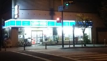 ローソンサテライト OSLドーム前千代崎駅店の画像