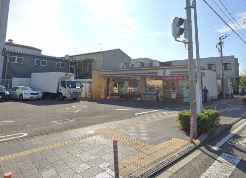 セブンイレブン 和歌山小雑賀1丁目店の画像