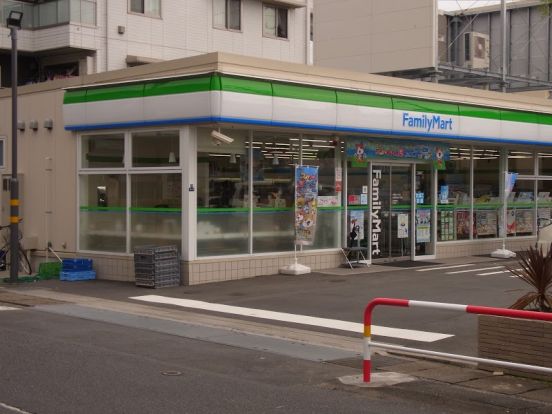 ファミリーマート 行徳駅前四丁目店の画像