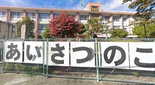 和歌山市立小倉小学校の画像