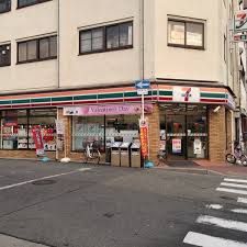 セブンイレブン 大阪大国町駅北店の画像