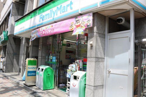 ファミリーマート シンヤ雑司が谷店の画像