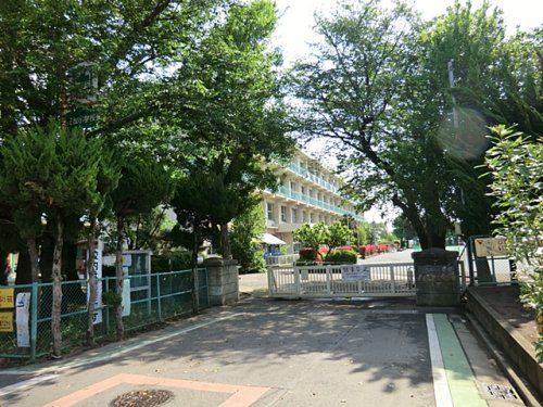 所沢市立安松小学校の画像