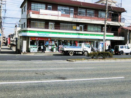 ファミリーマート 神戸深江店の画像