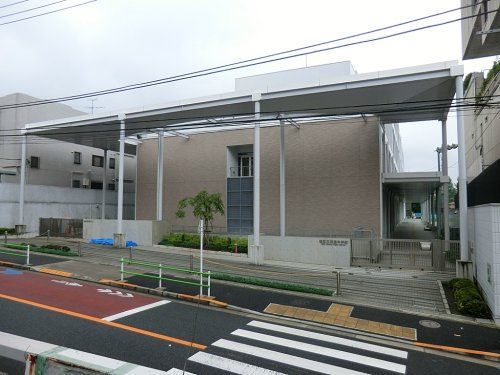 港区立三田中学校の画像