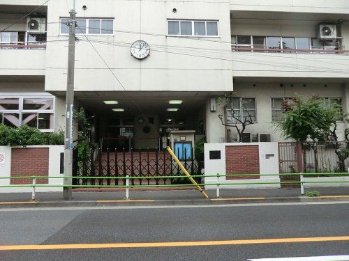 港区立白金小学校の画像