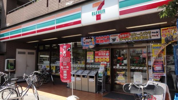 セブンイレブン 熊の前店の画像