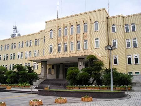 和歌山県庁の画像