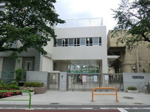 世田谷区立三宿小学校の画像