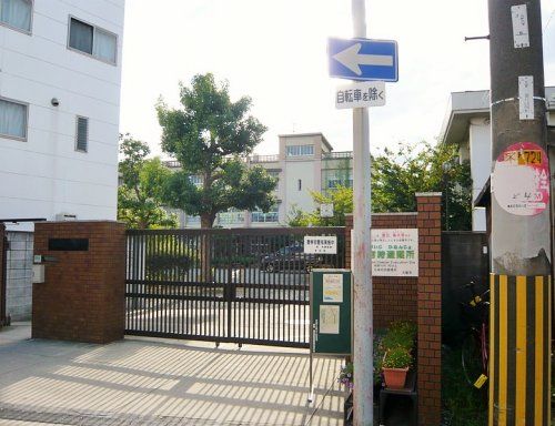 大阪市立茨田北中学校の画像