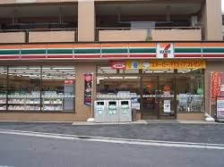 セブンイレブン 金町店の画像