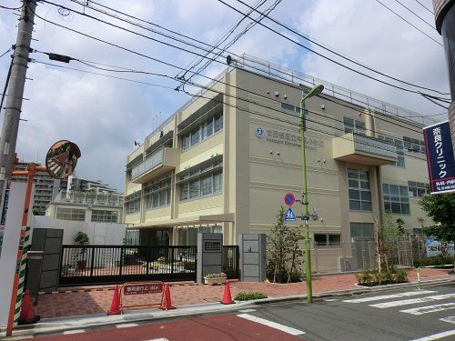 世田谷区立中里小学校の画像