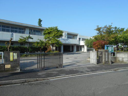 横浜市立市ケ尾中学校の画像