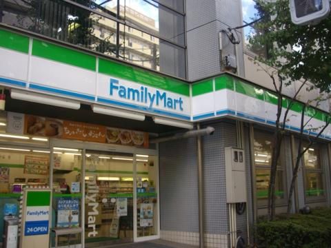 ファミリーマート 江戸川橋駅西店の画像