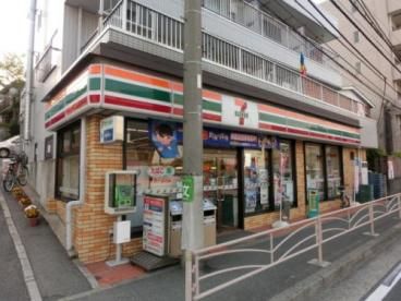 セブンイレブン 横浜森2丁目店の画像