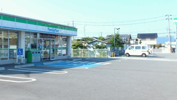 ファミリーマート 和歌山秋月店の画像