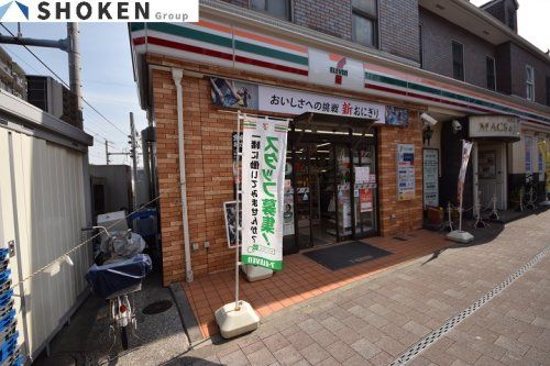 セブンイレブン横浜和田町駅前店の画像