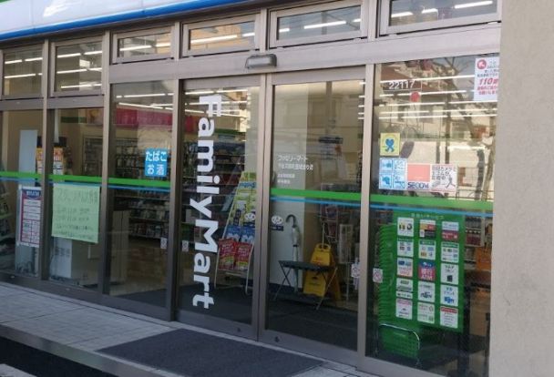 ファミリーマート 千住河原町墨堤通り店の画像