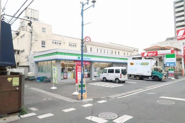 ファミリーマート 市川新田店の画像