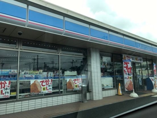 ローソン 野洲御上神社前店の画像