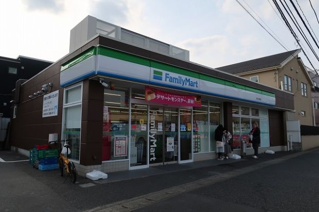 ファミリーマート 市川大洲店の画像