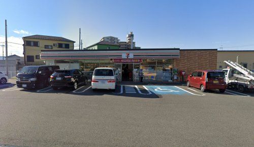 セブンイレブン 岩出吉田店の画像