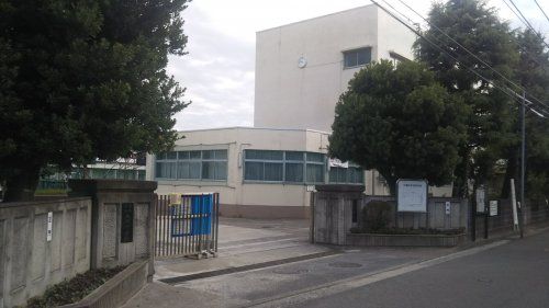 横浜市立大綱中学校の画像