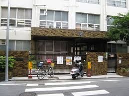 大阪市立北中道小学校の画像