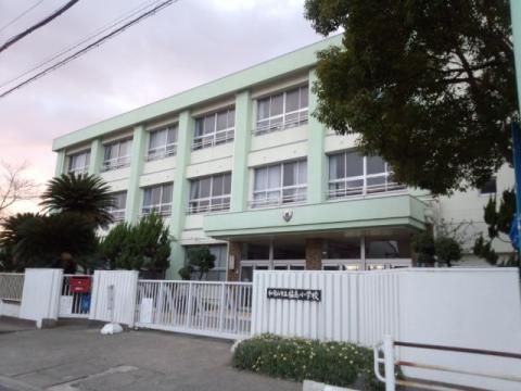 和歌山市立福島小学校の画像