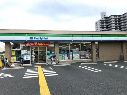 ファミリーマート 戸田公園店の画像