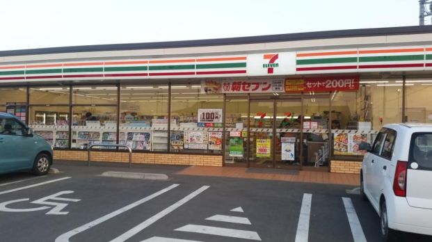 セブンイレブン 上尾小泉氷川店の画像