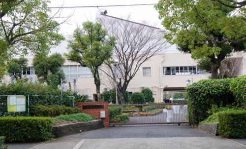 芦屋市立潮見小学校の画像