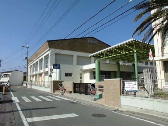 和歌山市立西脇小学校の画像