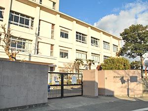 和歌山市立木本小学校の画像