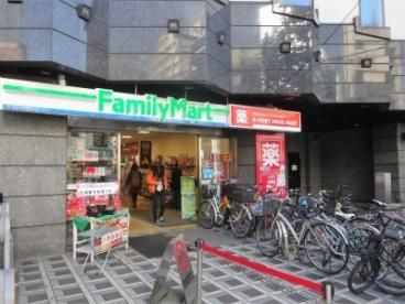 ファミリーマート 早稲田駅前店の画像