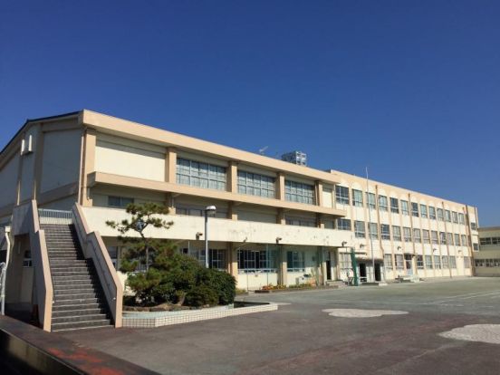 名古屋市立赤星小学校の画像