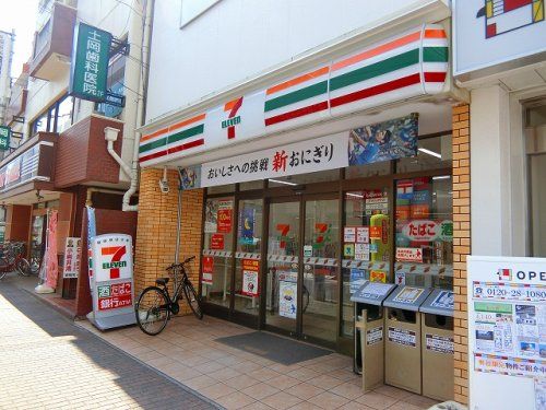 セブンイレブン 市川本八幡駅南口店の画像