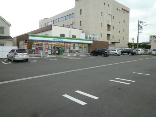 ファミリーマート 平塚真土店の画像