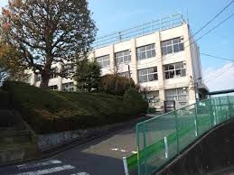 大田区立馬込東中学校の画像