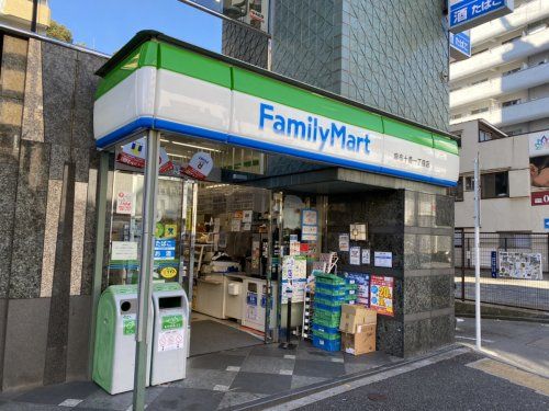 ファミリーマート 麻布十番一丁目店の画像